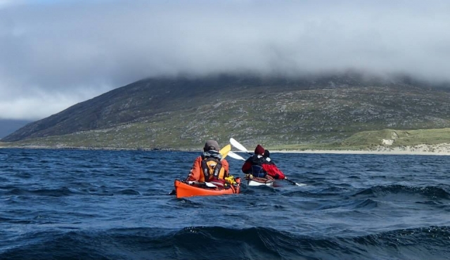  kayaking de mar alrededor de la isla de Harris 